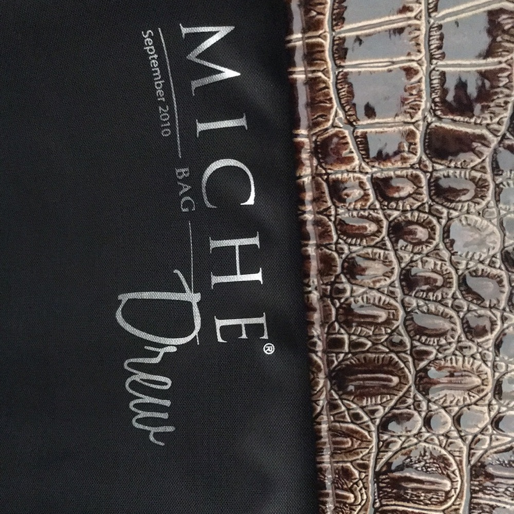 Miche Women’s Bag Outer Shell Large Shiny Glossy … - image 2